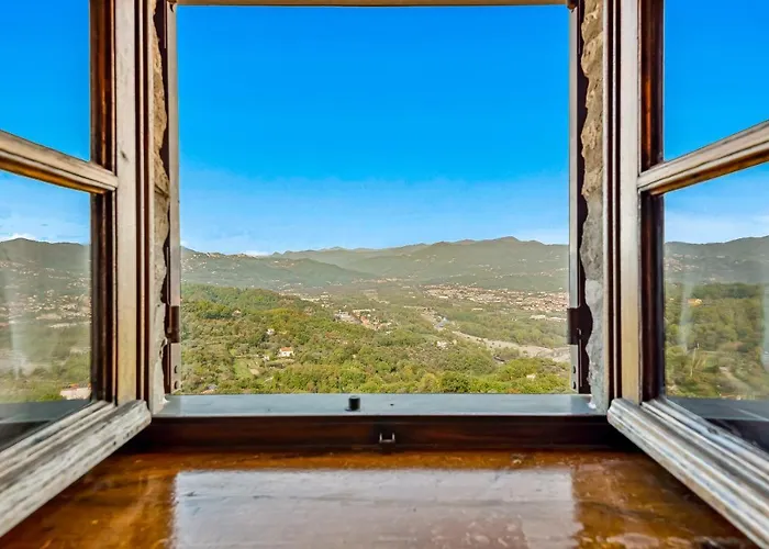 Ferienhaus La Luna Nel Castello Vezzano Ligure