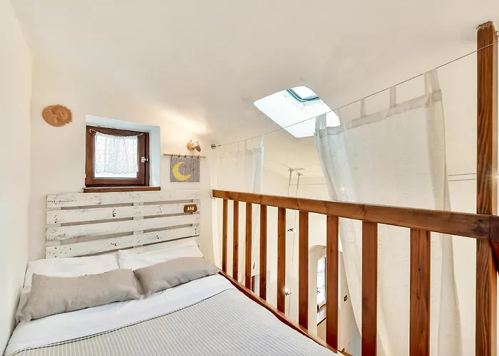 Ferienhaus La Luna Nel Castello Vezzano Ligure