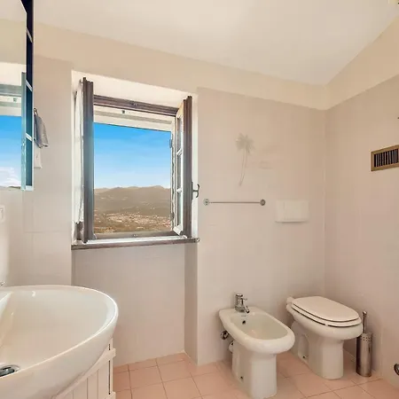 Holiday home La Luna Nel Castello *